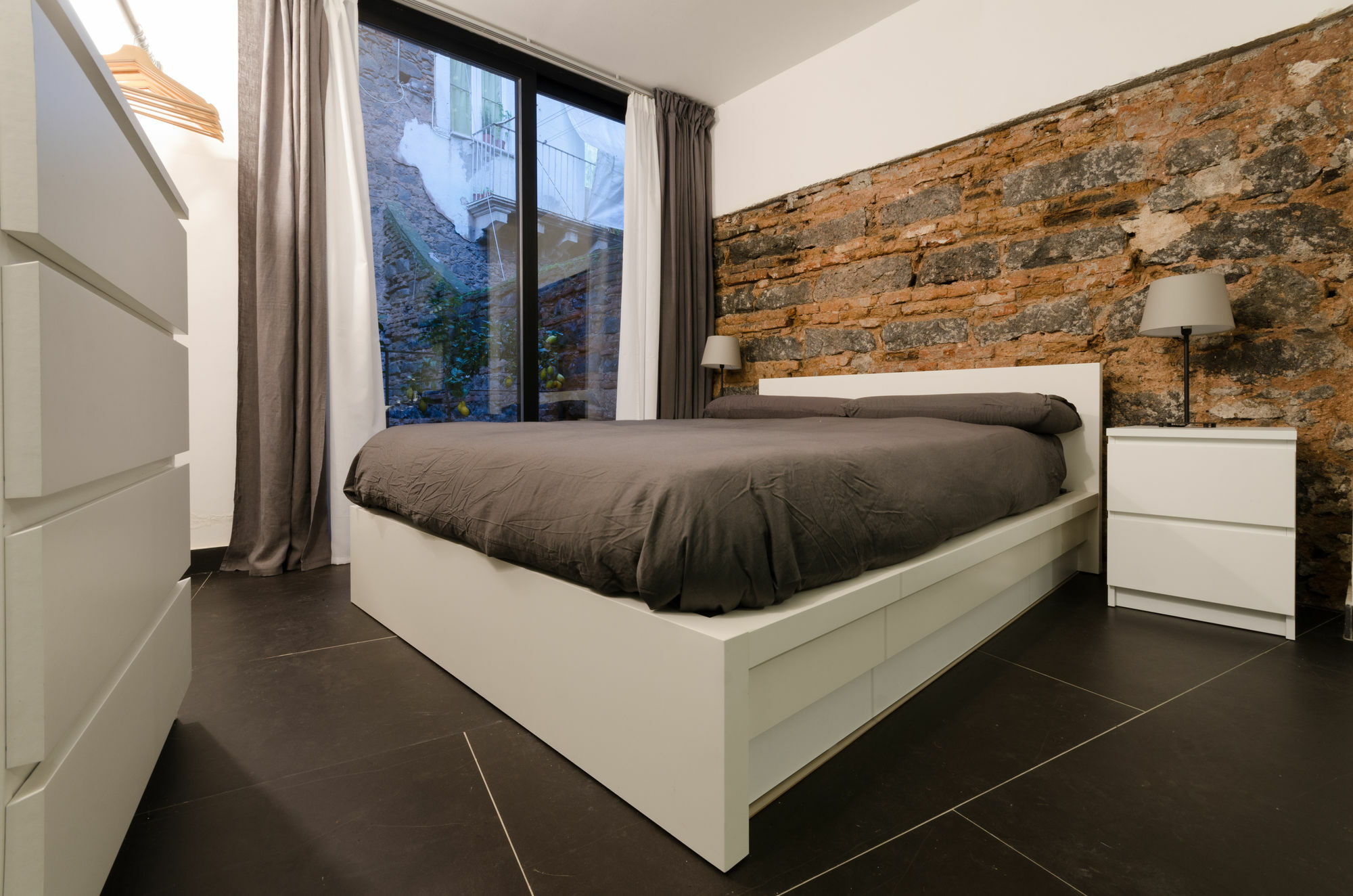 Pietranera Apartments Катания Экстерьер фото