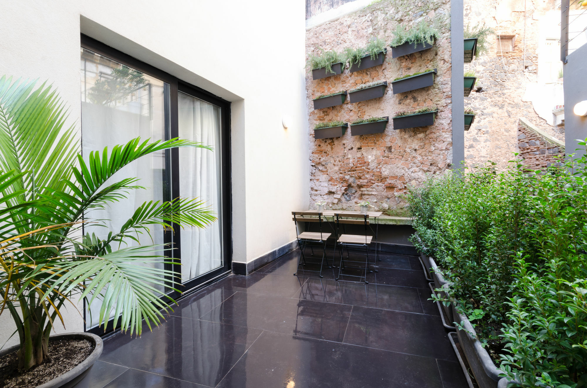 Pietranera Apartments Катания Экстерьер фото